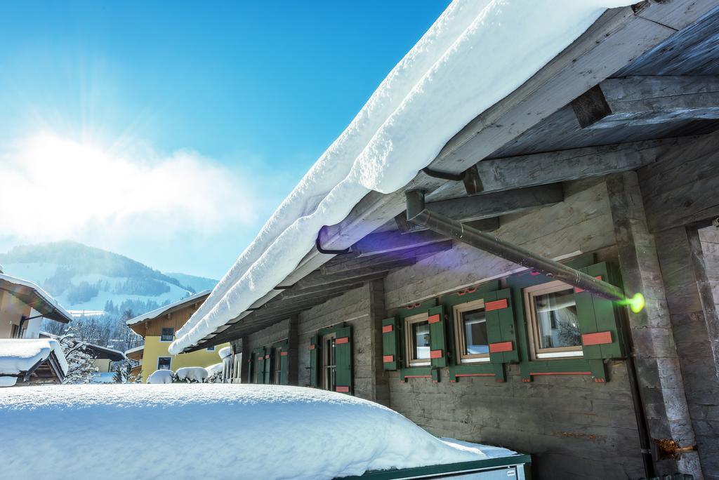 Pension Restaurant Dorfalm Leogang Eksteriør billede