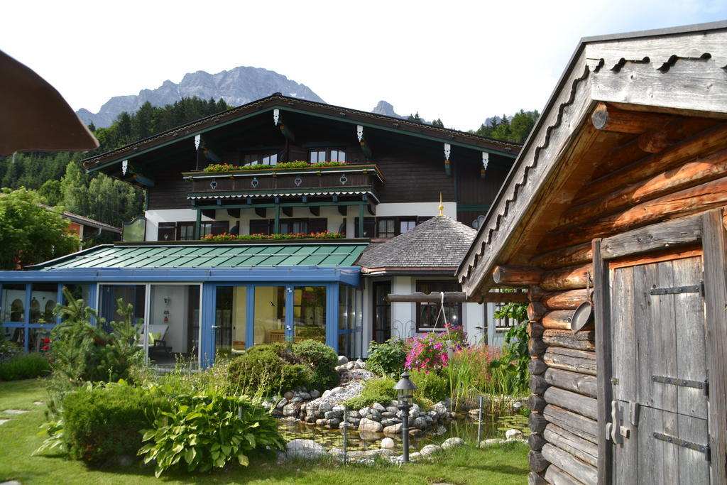 Pension Restaurant Dorfalm Leogang Eksteriør billede