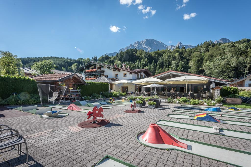 Pension Restaurant Dorfalm Leogang Eksteriør billede