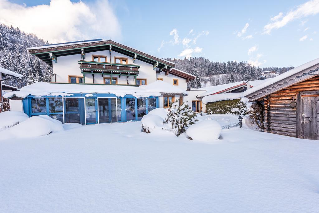 Pension Restaurant Dorfalm Leogang Eksteriør billede