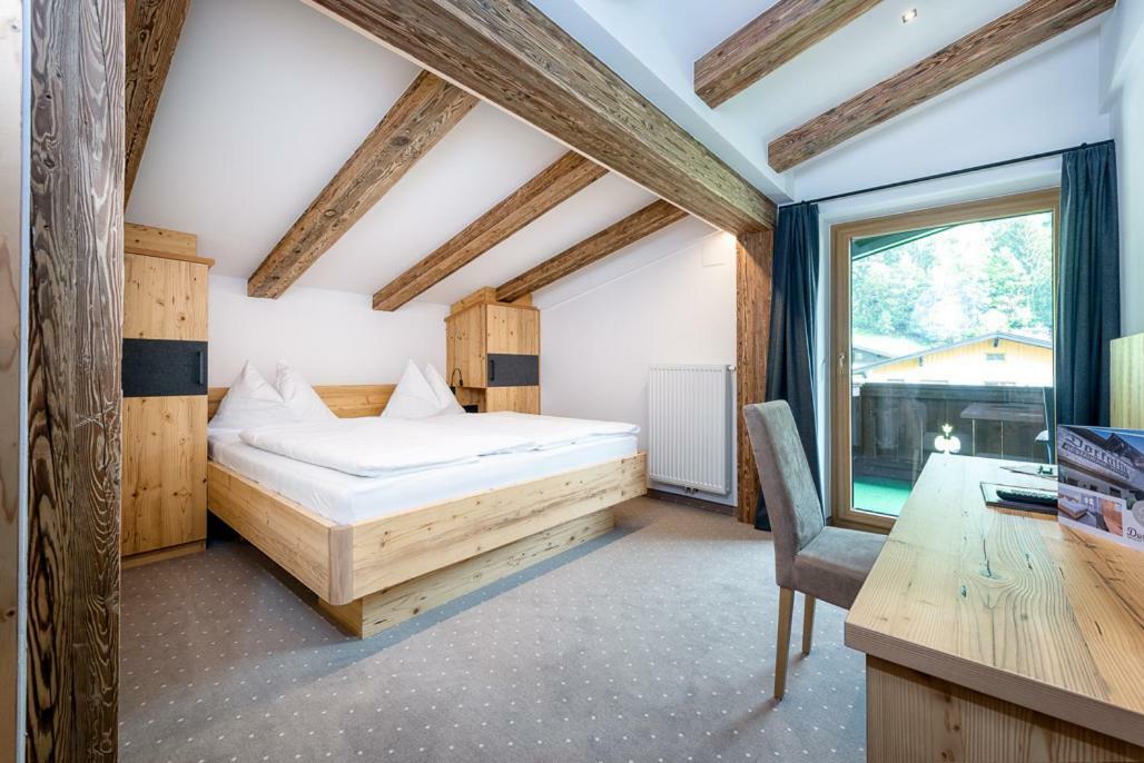 Pension Restaurant Dorfalm Leogang Eksteriør billede